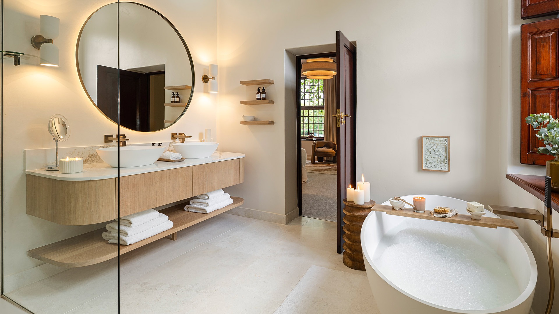 Manor-House-One-Bedroom-Suite-Bathroom