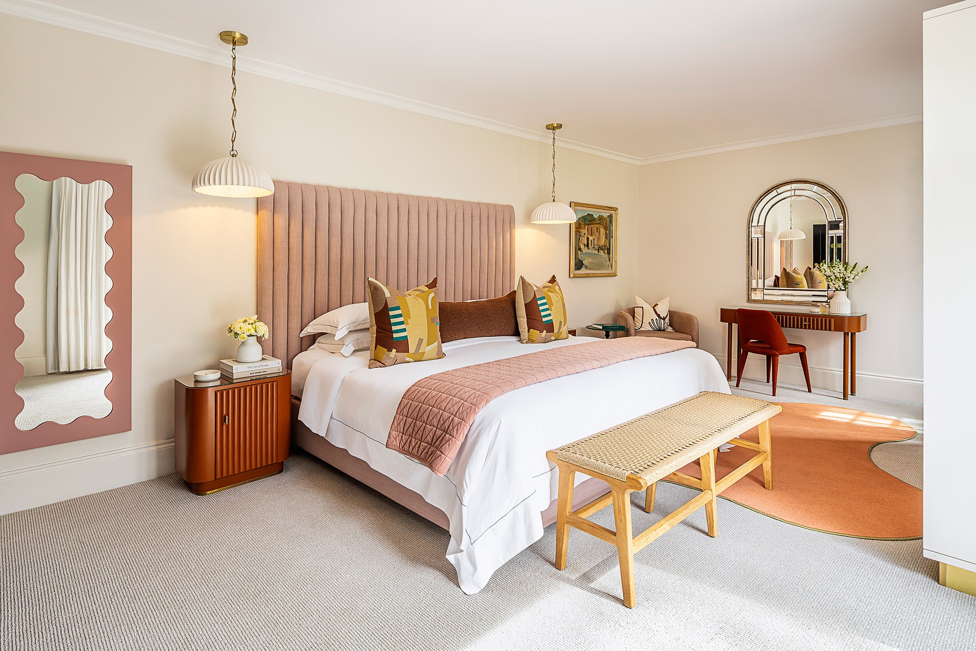 Premier-Room-Bedroom-(1)